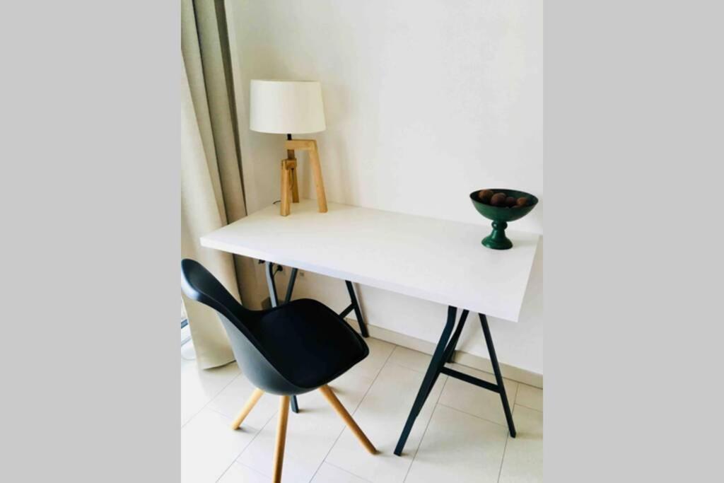 Large Family Retro Flat In City Center- Large Terrace & Garden View, Free Parking Luxembourg Exterior photo